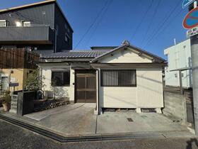 徳島県小松島市小松島町字新港