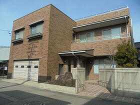 富山県富山市七軒町