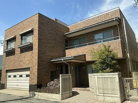 富山県富山市七軒町