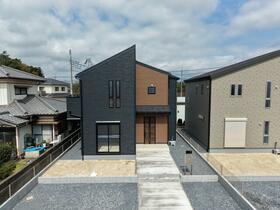 茨城県小美玉市小曽納