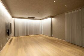 東京都渋谷区代々木５丁目