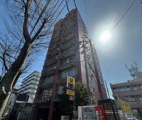 シャンピア北沢　角住戸