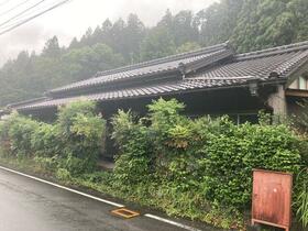 愛知県新城市一色字道上