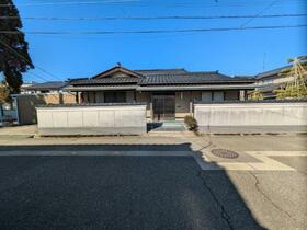 富山県砺波市三島町