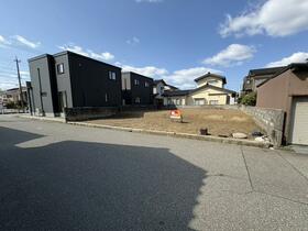 石川県金沢市横川２丁目