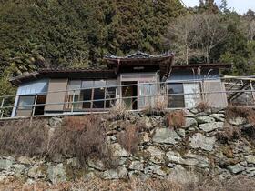 徳島県美馬郡つるぎ町一宇字河内