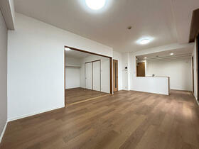 福岡県春日市大和町５丁目