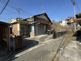 長崎県佐世保市白岳町