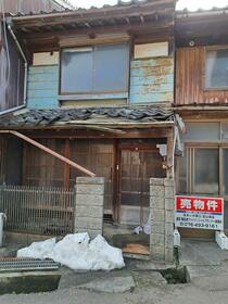 富山県射水市八幡町１丁目