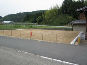 三重県松阪市六呂木町