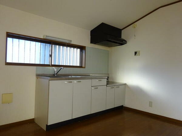 detached 東京都立川市砂川町２丁目

地図を見る