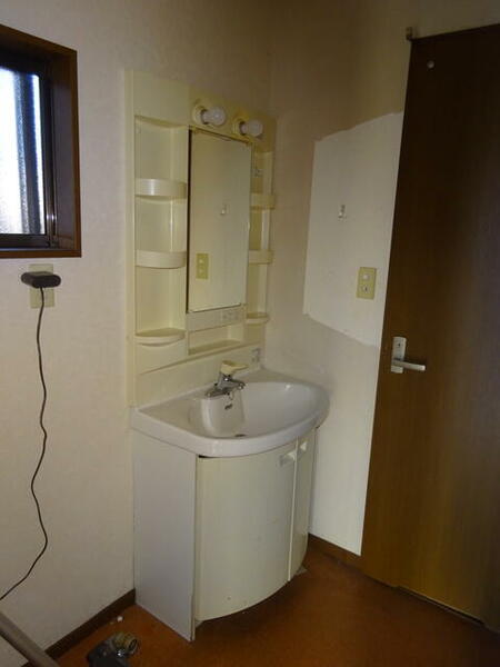 detached 東京都立川市砂川町２丁目

地図を見る