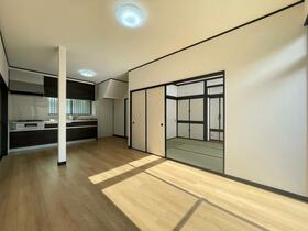 福岡県福岡市早良区田村４丁目