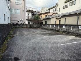 愛媛県宇和島市中央町１丁目