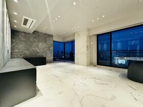 大阪府大阪市西区北堀江１丁目