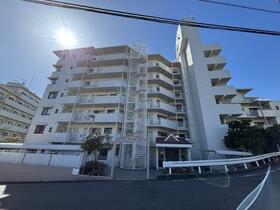荘苑八事ビラージュ一番館　駅歩１０分　角住戸