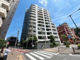 東京都渋谷区富ヶ谷１丁目