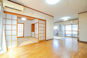 福岡県中間市通谷４丁目