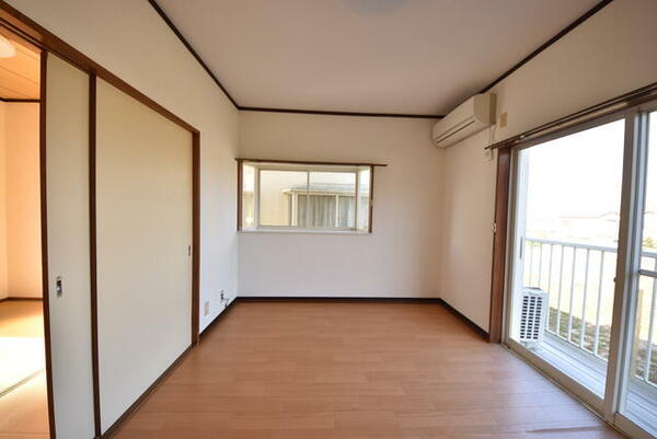 apartment 埼玉県大里郡寄居町大字富田
地図を見る