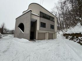 北海道札幌市中央区宮の森一条１４丁目