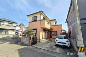 徳島県板野郡板野町西中富字日出家