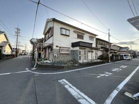 愛知県弥富市荷之上町六十人