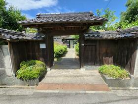 富山県高岡市守護町２丁目