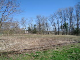 北海道夕張郡栗山町字湯地