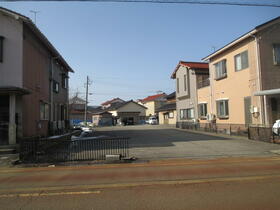 石川県小松市向本折町