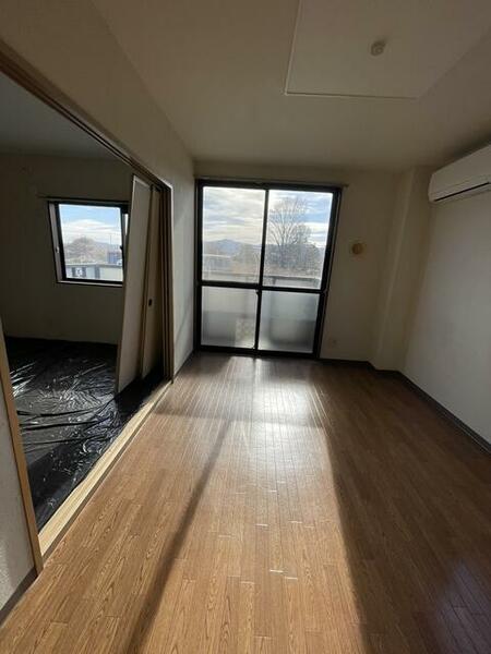 apartment 埼玉県児玉郡神川町大字八日市
地図を見る