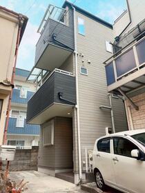 東京都江戸川区西一之江１丁目