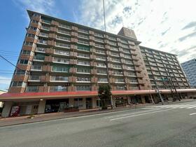 福岡県福岡市博多区築港本町