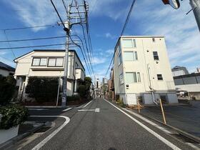 東京都文京区西片２丁目