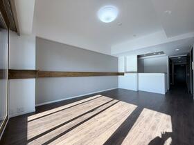 東京都八王子市子安町１丁目