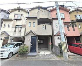 京都府京都市右京区常盤西町