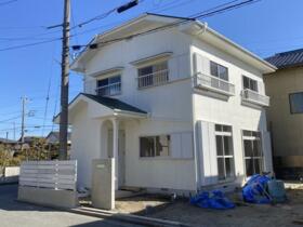 山梨県中央市西花輪