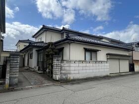 山形県鶴岡市美原町