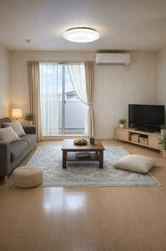 東京都三鷹市上連雀６丁目