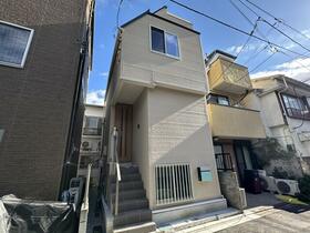 東京都中野区本町４丁目