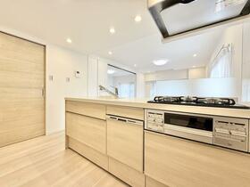 ドルフ青葉台３号棟