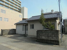 富山県富山市鹿島町１丁目