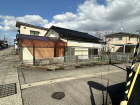 富山県砺波市千代