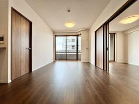 千葉県浦安市北栄４丁目