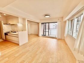 北海道札幌市中央区南十四条西８丁目