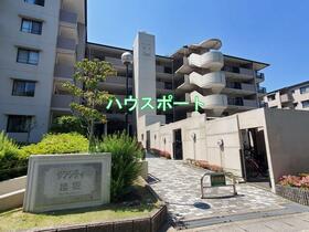 サンシティ桂坂ロイヤル参番館