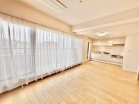 北海道札幌市中央区南十四条西１１丁目