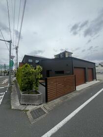 埼玉県三郷市戸ケ崎２丁目