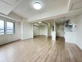 北海道札幌市西区八軒四条西４丁目