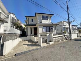 神奈川県横浜市金沢区富岡西３丁目