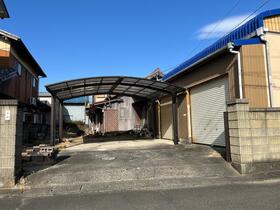 三重県鈴鹿市上野町